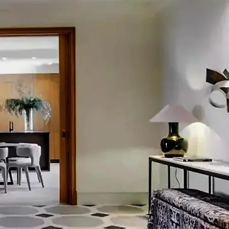 Boutique Apt& Sea View 托雷莫利诺斯