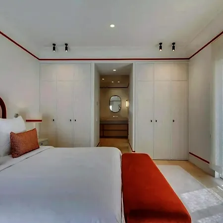 Boutique Apt& Sea View * 托雷莫利诺斯